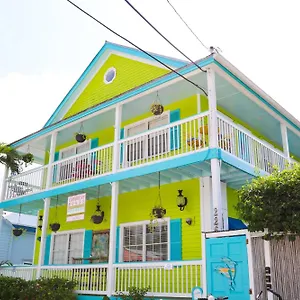  Pensión Caribbean House